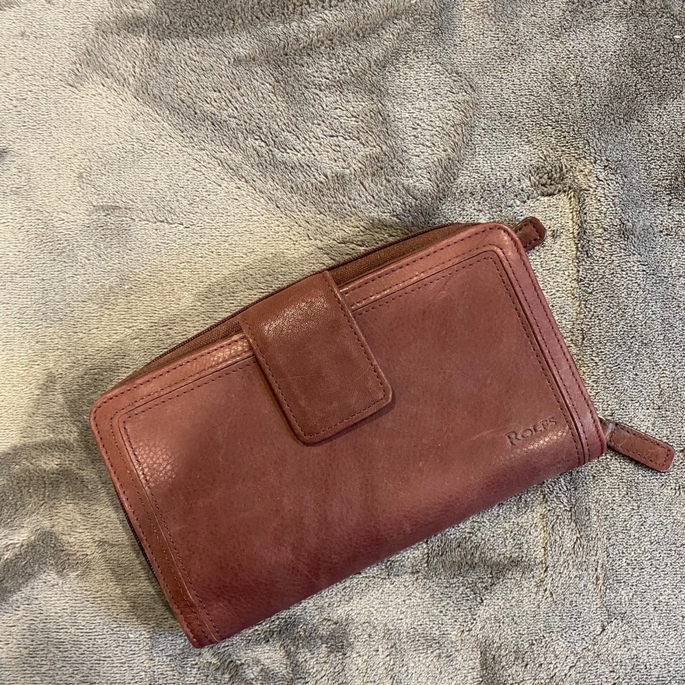 leather wallet